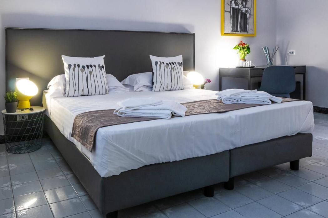 Re Vittorio De Luxe Bed and breakfast Mesina